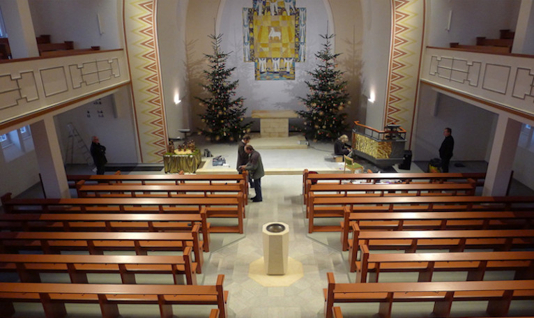 Metallbau Kunst kirchlich sakral christlich schönste Kreuz Jesus restaurieren